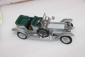 D001 Franklin Mint 1907 Rolls-Royce Silver Ghost 1:24 Silver