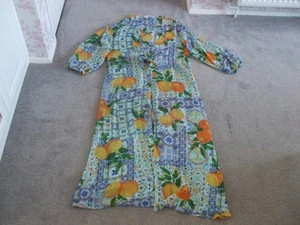 BRAND NEW UNWORN. LADIES BEACH WRAP COVER-UP SIZE 10-12. LONG FLOATY MULTICOLOUR - Picture 1 of 10
