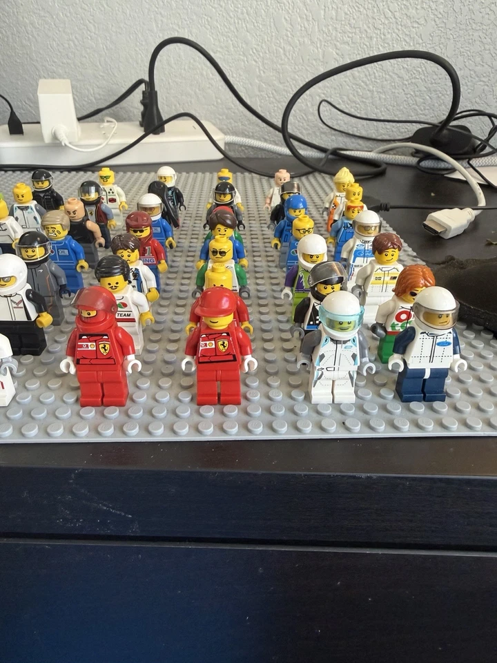 Lego F1 Racing Minifigura Lote Todas las Carreras Ferrari Ford Lamborghini Mercedes 56 Foto 1 de 4