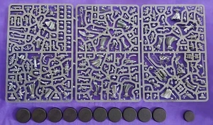 Warhammer 40K Adepta Sororitas - 10 Battle Sisters + 1 Modelli, NUOVO - Foto 1 di 1