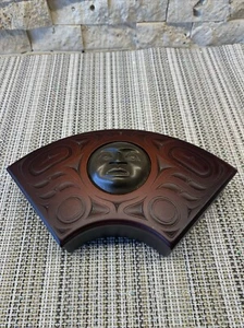 Rare Fan Box With Bronze Moon Face In Center, Vintage - Bild 1 von 4