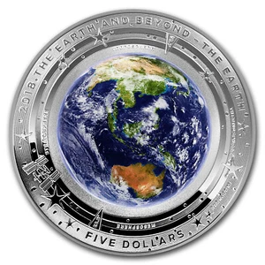 2018 Australia 1 oz Silver $5 Domed Earth and Beyond: The Earth - Picture 1 of 5