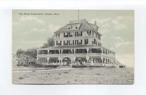 Dennis MA Postkarte altes Auto, Menschen auf Veranda, Hotel Nobscussett, 5 Stockwerke - Bild 1 von 2