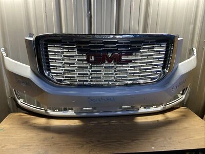 2015-2020 GMC YUKON DENALI FRONT BUMPER WITH CHROME GRILLE OEM - Image 1 of 4