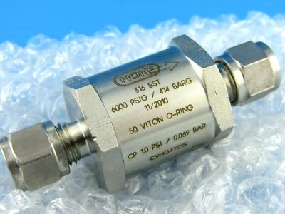 NEW Hoke CVHG4Y21S Gyrolok Tube Fitting, Fractional, 1/4"/4mm, Stainless Steel - Image 1 of 2