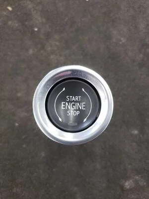 2023 SILVERADO 1500 PICKUP Engine Stop Start Push Button ONLY ID# 86550167 - Image 1 of 4