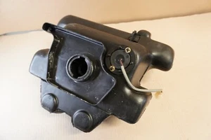 Yamaha AEROX50 AEROX YQ50 VR46 edition 2006 fuel tank petrol reservoir - Picture 1 of 9