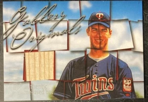 Tarjeta de murciélago usada en el juego Joe Mauer 2003 Topps Gallery #Go-JM (5884) - Imagen 1 de 2