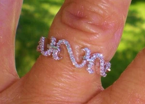 Jane Seymour 14K WG 1/8ct Open Hearts Trio Diamond Ring KAY ๐ JARED 6 3/4 - Picture 1 of 24