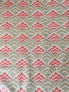 Vintage LUTHER TRAVIS for BLOOMCRAFT Shell Pattern CHINTZ Fabric 1981 55" 15+ Y - Picture 1 of 6