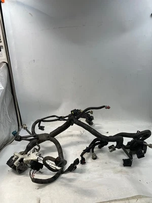 Arnés de cableado del motor Subaru Outback 2010-2012 2,5 L tapones dañados OEM Foto 1 de 4