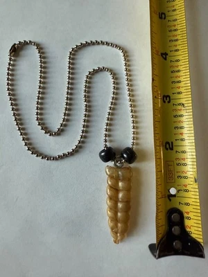 L👀K - Collar de sonajero serpiente de cascabel grande con cuentas negras 🐍 Foto 1 de 3