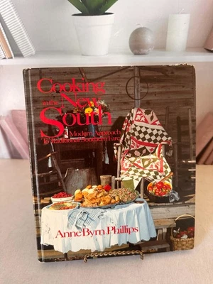 Cooking in the New South: A Modern Approach to Traditional Southern Fare Foto 1 de 4