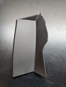 New OEM Toyota Camry Passenger RH Tail Lamp Access Cover 81497-06010 - Picture 1 of 4