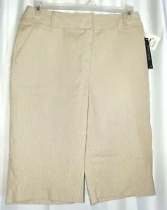 Pantology Women's Beige Capri Pants size 10 - Picture 1 of 4