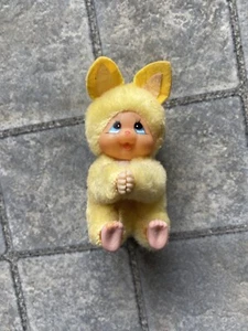 Rare Vintage Yellow Monchichi Rabbit Clip On Doll Pencil Hugger 3.5” - Picture 1 of 7