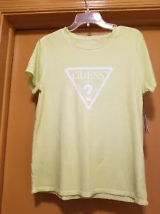 guess t-shirt Logo Women Tee Neon Green Size Medium NWT - Picture 1 of 1