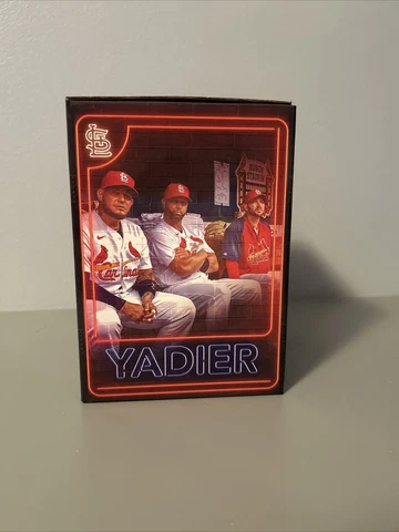 St Louis Cardinals YADIER MOLINA Legends Bobblehead 5/27/23 Set 1/3 Cover