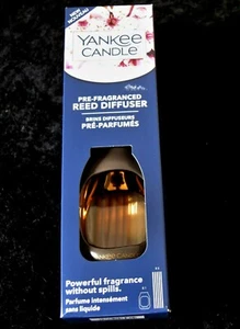 Yankee Candle Pre-Fragranced Reed Diffuser Starter Kit, Cherry Blossom, Neu, OVP - Bild 1 von 2