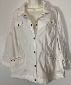 Chico’s Zenergy 😍 3/4 Sleeve Light Weight ~Jacket ~m or L~ jean jacket style - Picture 1 of 7