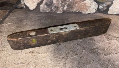 Antique 9” Stevens Wooden Torpedo Level (Newton Falls, Ohio) 2 Vile - Image 1 of 4