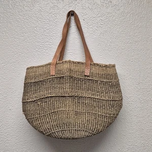 VINTAGE AFRIKANISCHE KIONDO TASCHE LEDERRIEMEN GEFLOCHTEN SISAL MARKTTASCHE BRAUN HOBO BOHO - Bild 1 von 17