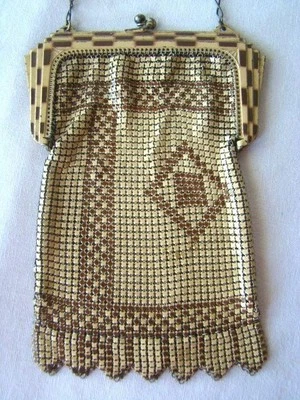 1930s Art Deco MESH PAINTED ENAMEL BAG PURSE, Whiting Davis, Sawtooth Edge - Image 1 of 4