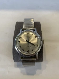 Vintage Men’s Summit Watch Swiss 17 Jewels Incabloc Bracelet Strap Wind-up - Picture 1 of 10