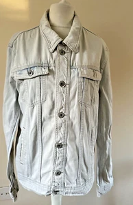 Ladies Denim Jacket Size Medium 10-12 Light wash - Picture 1 of 4