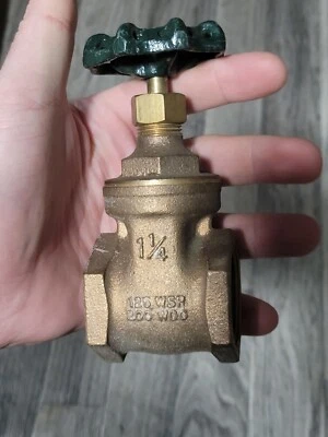 Vatios, 125WSP, Válvula de Compuerta 1.25" 1.1/4 Latón 200WOG Extremos Roscados Foto 1 de 4