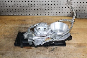 1988 Audi 90 fuel distributor 034133353C 0438121049 0438101029 - Picture 1 of 19
