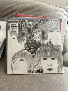 Revolver by The Beatles (Record, 2012) - Imagen 1 de 1