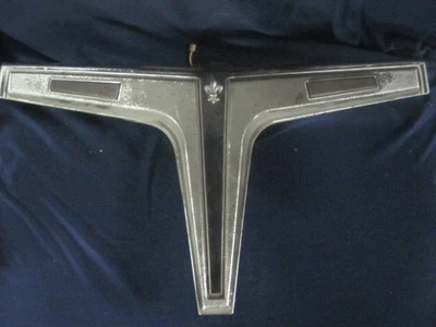 Original 68-70 GM 9748912 Steering Wheel Horn Shroud Impala Camaro Chevelle Nova - Image 1 of 4
