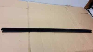 Guarnizione vetro porta anteriore destra Jeep Grand Cherokee 2013 55399208AA RAT96609 - Foto 1 di 5
