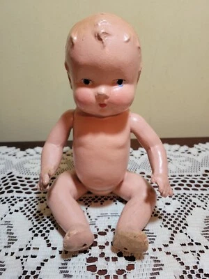 Boneca bebê celulóide antiga antiga braços e pernas articulados 8" sentado 11" de altura - Imagem 1 de 4