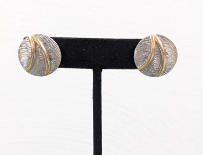 Pendientes Boho Modernos Dos Tonos Cepillados Redondos Tono Plata Foto 1 de 4