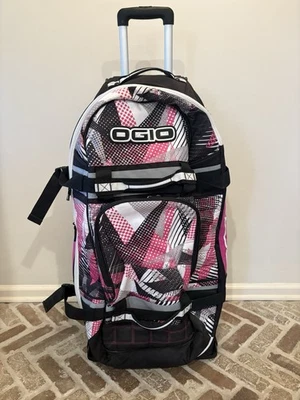 Bolsa de engranajes OGIO Rig 9800 36" con ruedas trineo equipaje de viaje rodante negro rosa Foto 1 de 4