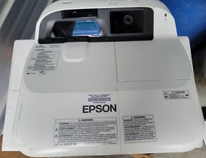 Epson BrightLink Pro 1430Wi - HDMI VGA - Proyector de cine en casa 3LCD - Imagen 1 de 4