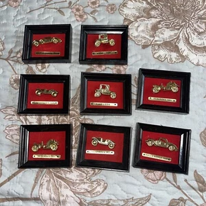 Vintage MINIATURE Veteran Car Models Plastic Picture Frames 8 Pz - Imagen 1 de 4