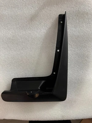 Guardabarros Avalon 2013-2018 guardabarros genuino Toyota OEM negro Foto 1 de 3