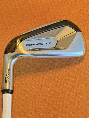 Titleist Concept CNCPT CP-01 6 Iron Graphite Fubuki Senior Flex LH Winn Midsize - Image 1 of 4