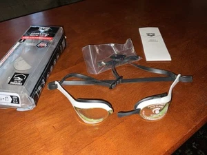 NUEVAS Gafas de Carreras Arena Cobra Ultra Swipe Espejo Amarillo Cobre Blanco - Imagen 1 de 4