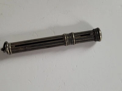 PORTE CRAYON MINE a Systeme ANCIEN en Argent avec anneau de suspension - Photo 1/4