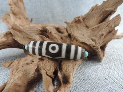 Antique Tibetan 3 Eyes Old Agate Dzi Bead Amulet for Pendant Bracelet Gzi Bead D - Image 1 of 4