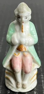 Figura de porcelana instrumento laúd tocando hombre victoriano vintage años 60 Japón - Imagen 1 de 7