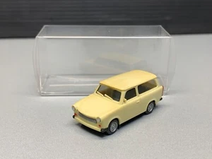 Trabant 601 Kombi station wagon classic car DDR Auto hell PKW Herpa H0 1:87 - Picture 1 of 12