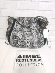 Bolso hobo de gamuza con estampado de serpiente de cuero genuino verde azulado y gris AIMEE Kestenberg, borlas - Imagen 1 de 7