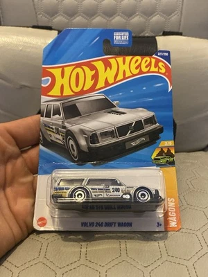 NEW 2025 Hot Wheels Volvo 240 Drift Wagon 227/250 Wagons 3/5 Silver - N Case - Image 1 of 2