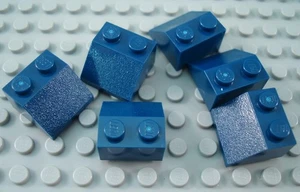 New LEGO Lot of 6 Dark Blue 2x2 Slopes - Picture 1 of 1