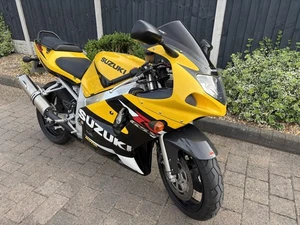 2001 Suzuki Gsxr600 - Picture 1 of 6